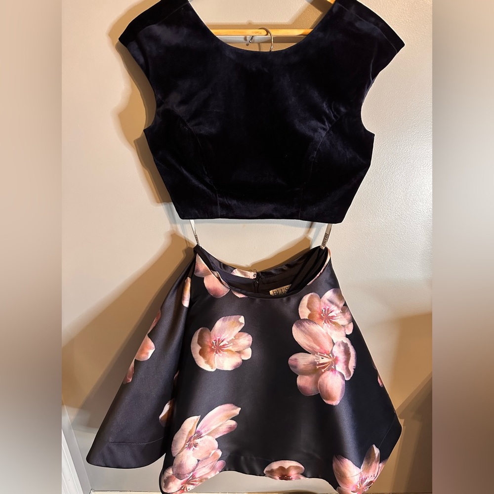 Two-Piece Dark Navy Prom Dress Set